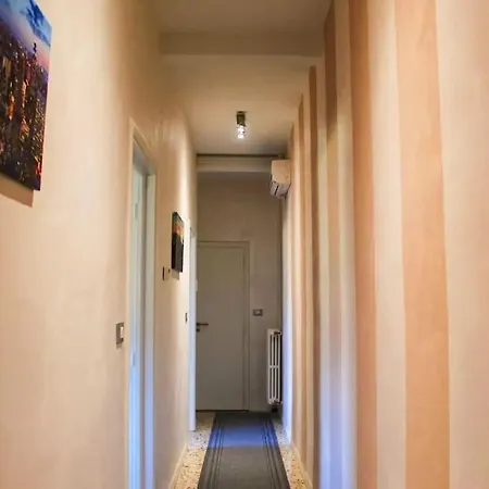 Tuscan Welcome - Elegant With Balcony *