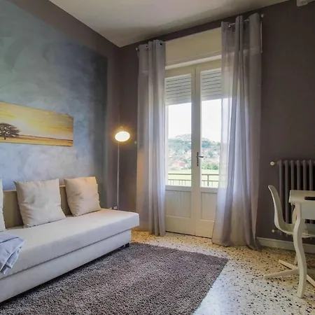Tuscan Welcome - Elegant With Balcony *